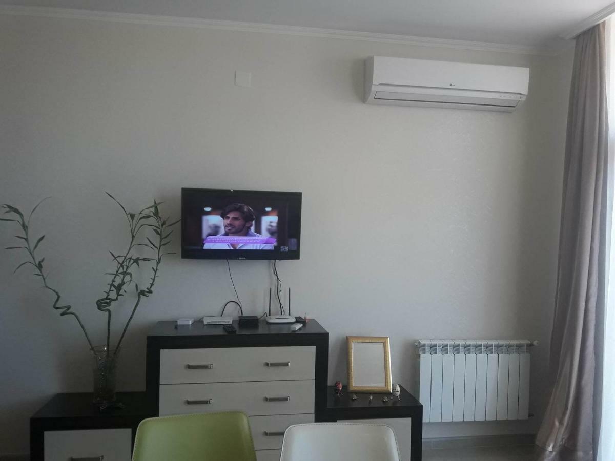 Apartament In The Centre Batumi Exterior foto